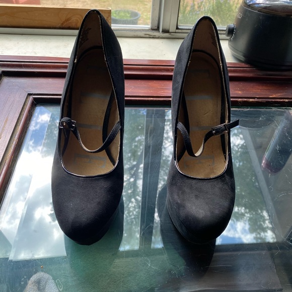 Elle Black Suede Heels - Picture 2 of 8